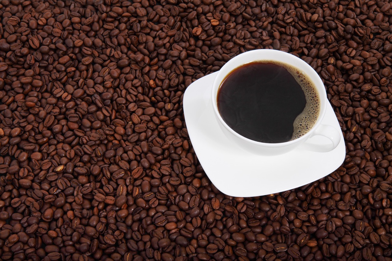 Jakie są najlepsze sposoby na przyprawienie kawy?